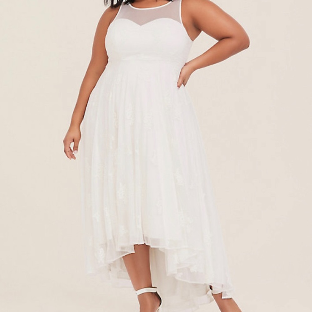 SPECIAL OCCASION IVORY EMBROIDERED HI-LO DRESS